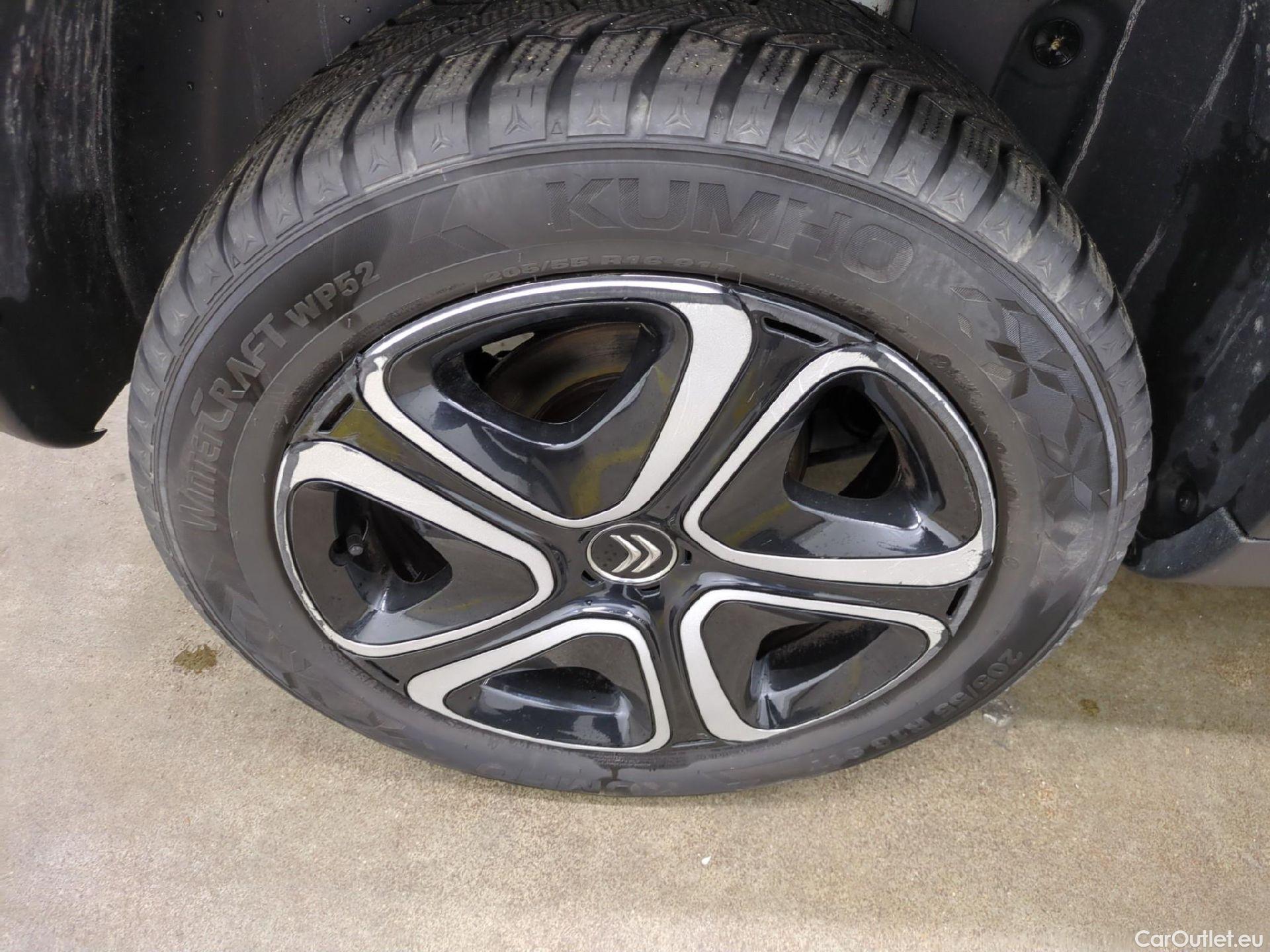  Citroen  C4 Cactus  Feel Nav Société 1.5 BlueHDI 120CV BVA6 E6dT #51