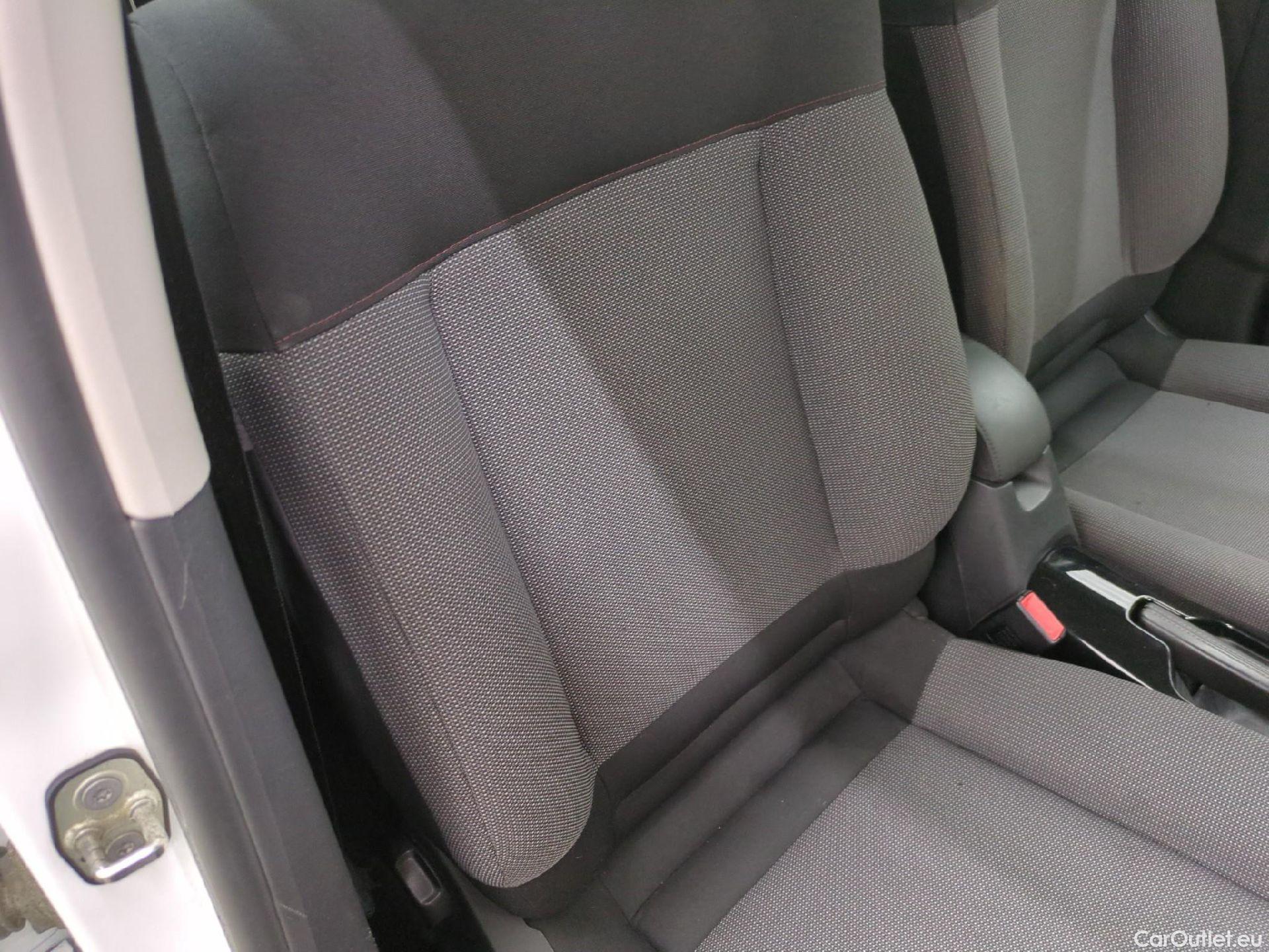  Citroen  C4 Cactus  Feel Nav Société 1.5 BlueHDI 120CV BVA6 E6dT #15