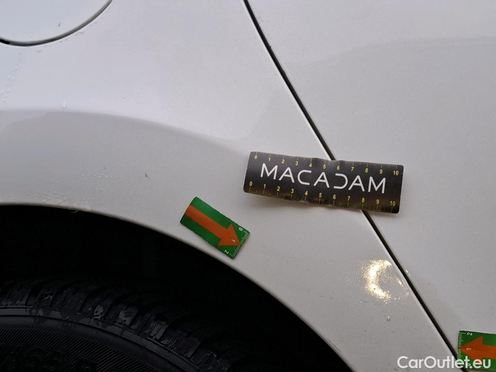  Renault  Clio  IV Air MediaNav 1.5 dCi 75CV BVM5 E6 #12