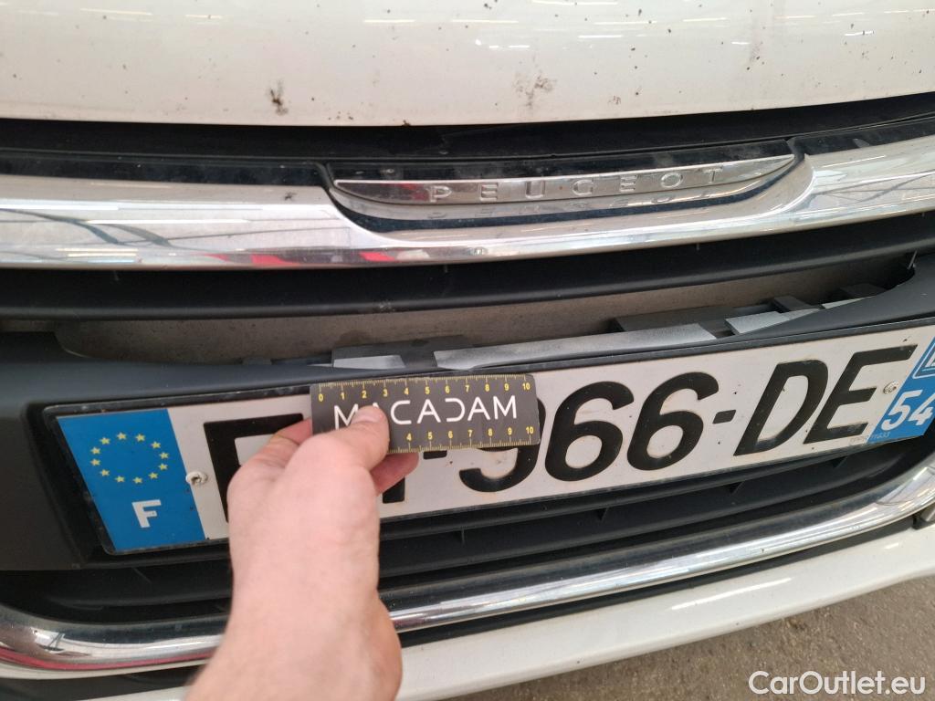  Peugeot  208  Affaire Premium Pack 1.5 HDi 100CV BVM5 E6dT #5
