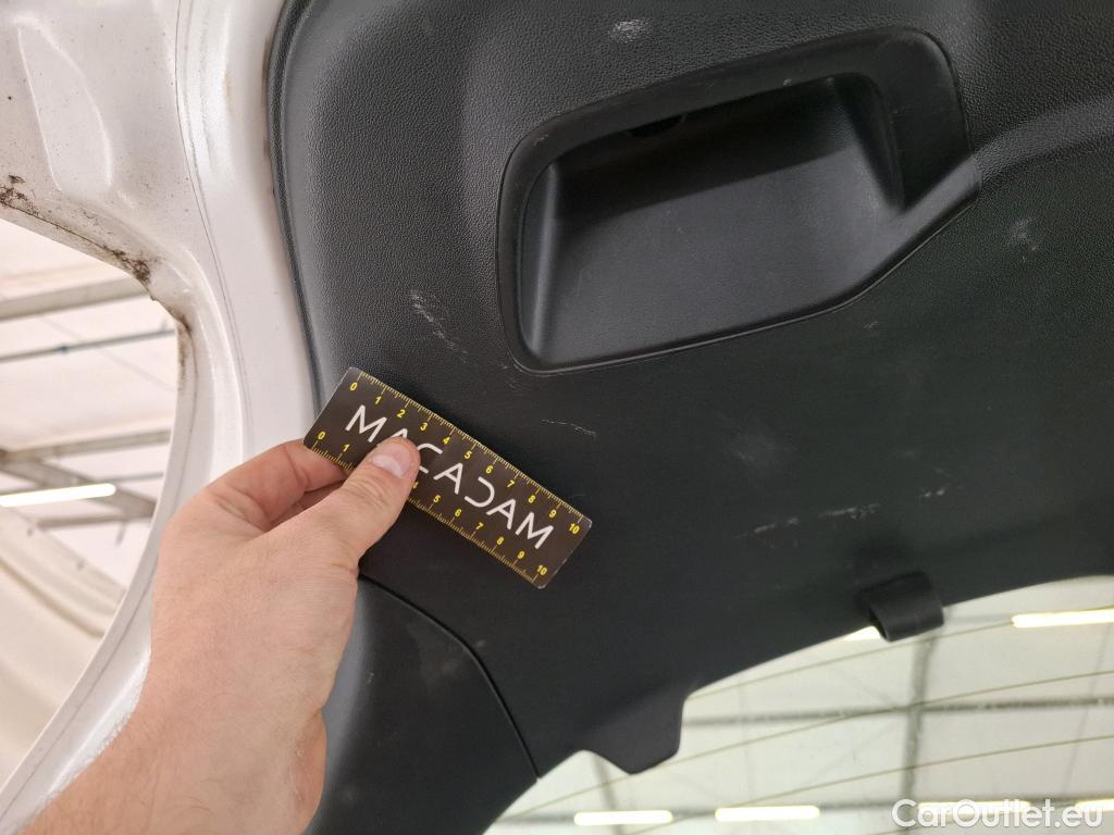  Peugeot  208  Affaire Premium Pack 1.5 HDi 100CV BVM5 E6dT #20