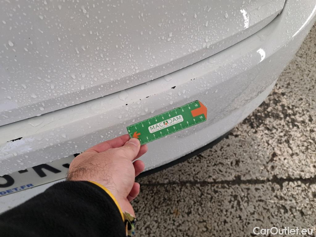  Renault  Megane  IV Berline 5pt. Société Air Nav 1.5 dCi 90CV BVM6 E6 #13