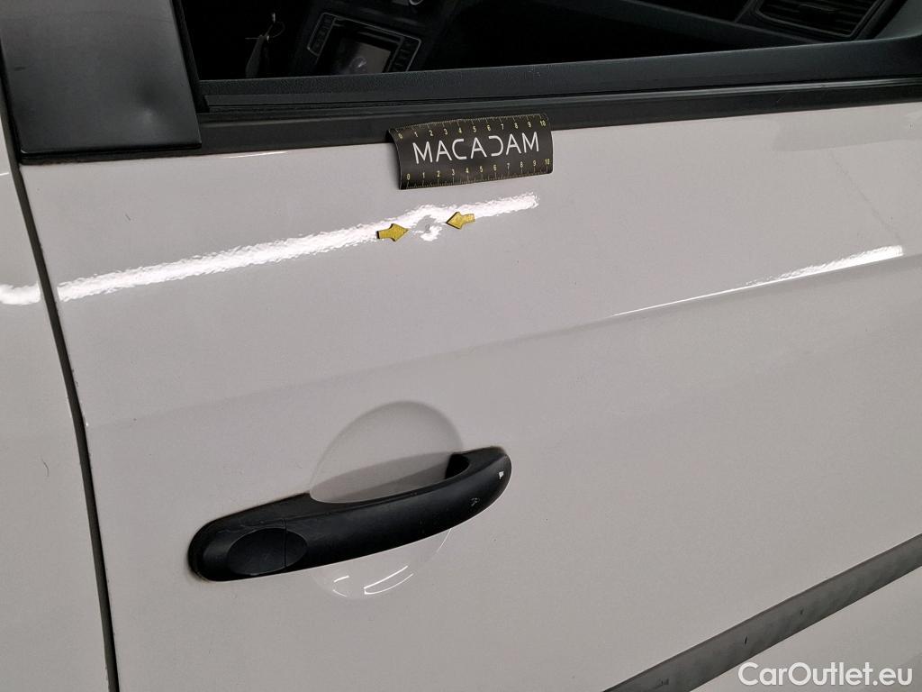  Volkswagen  Caddy VOLKSWAGEN  Van / 2015 / 4P / Fourgonnette 2.0 TDI 75 Business Line #32