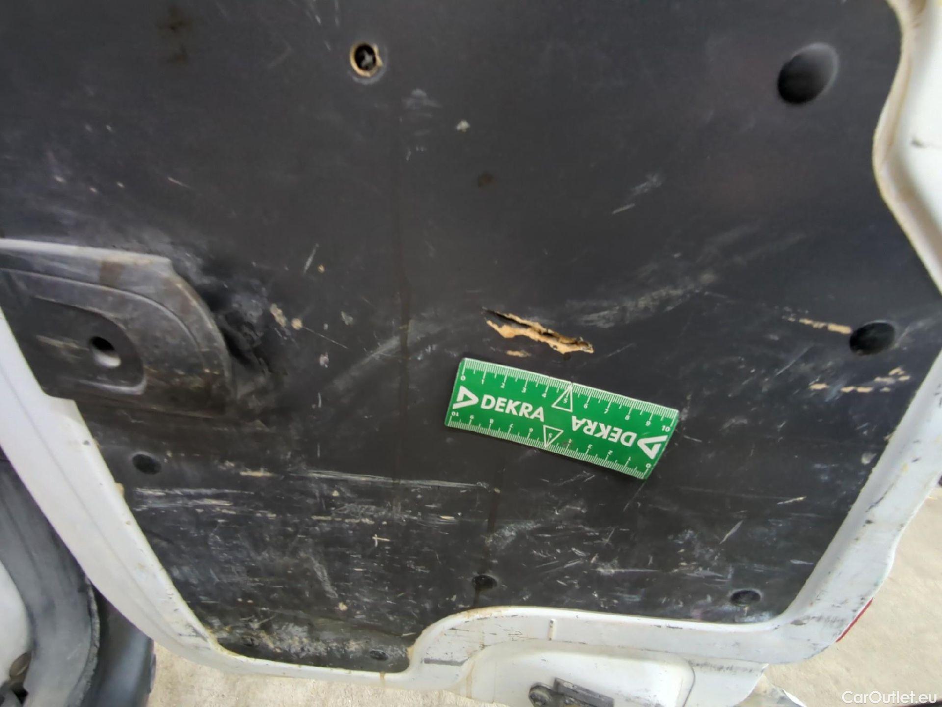  Renault  Kangoo  Express Extra (Série Spéciale) 1.5 dCi 90CV BVM5 E6 #12