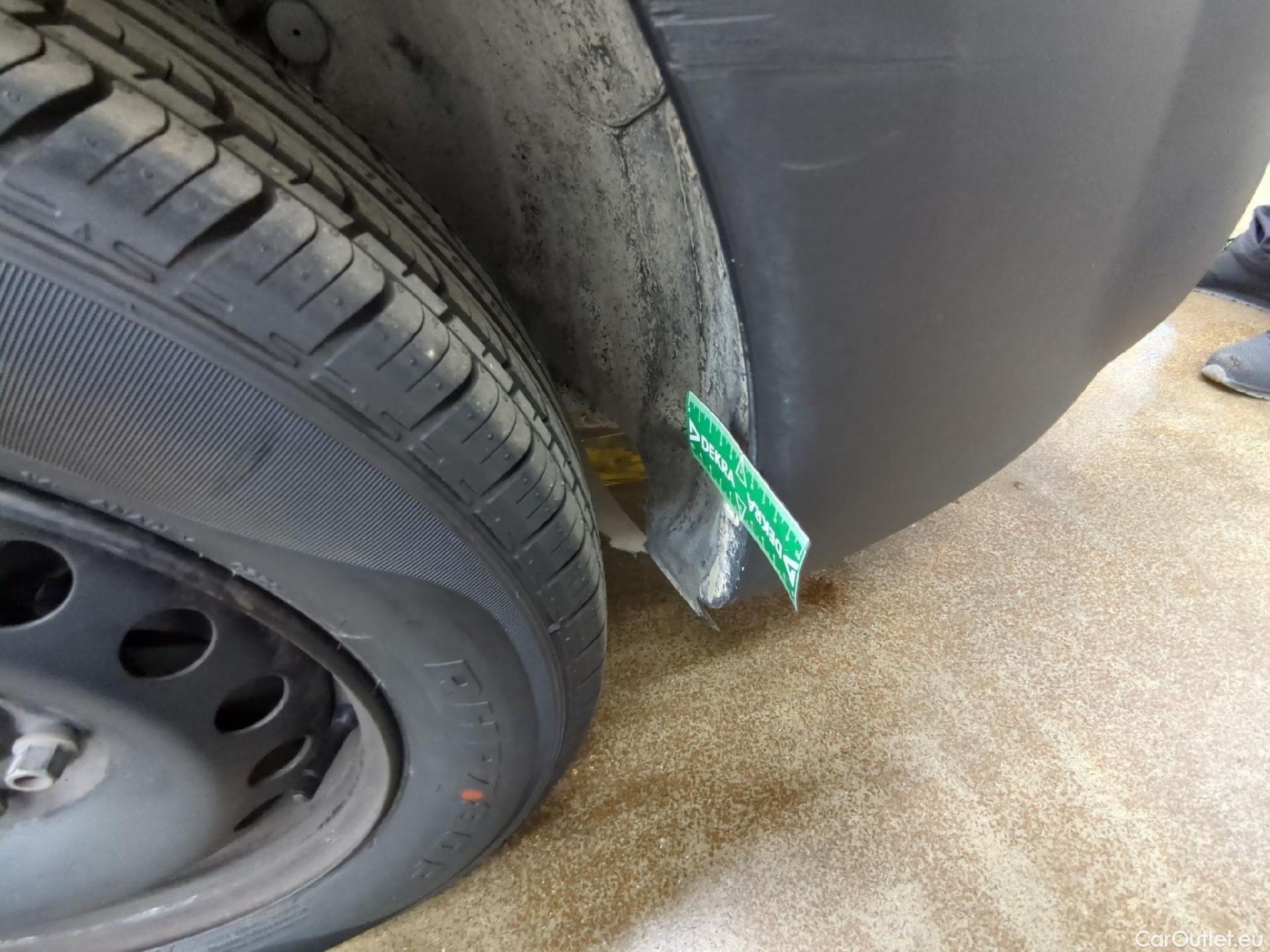  Renault  Kangoo  Express Extra (Série Spéciale) 1.5 dCi 90CV BVM5 E6 #15