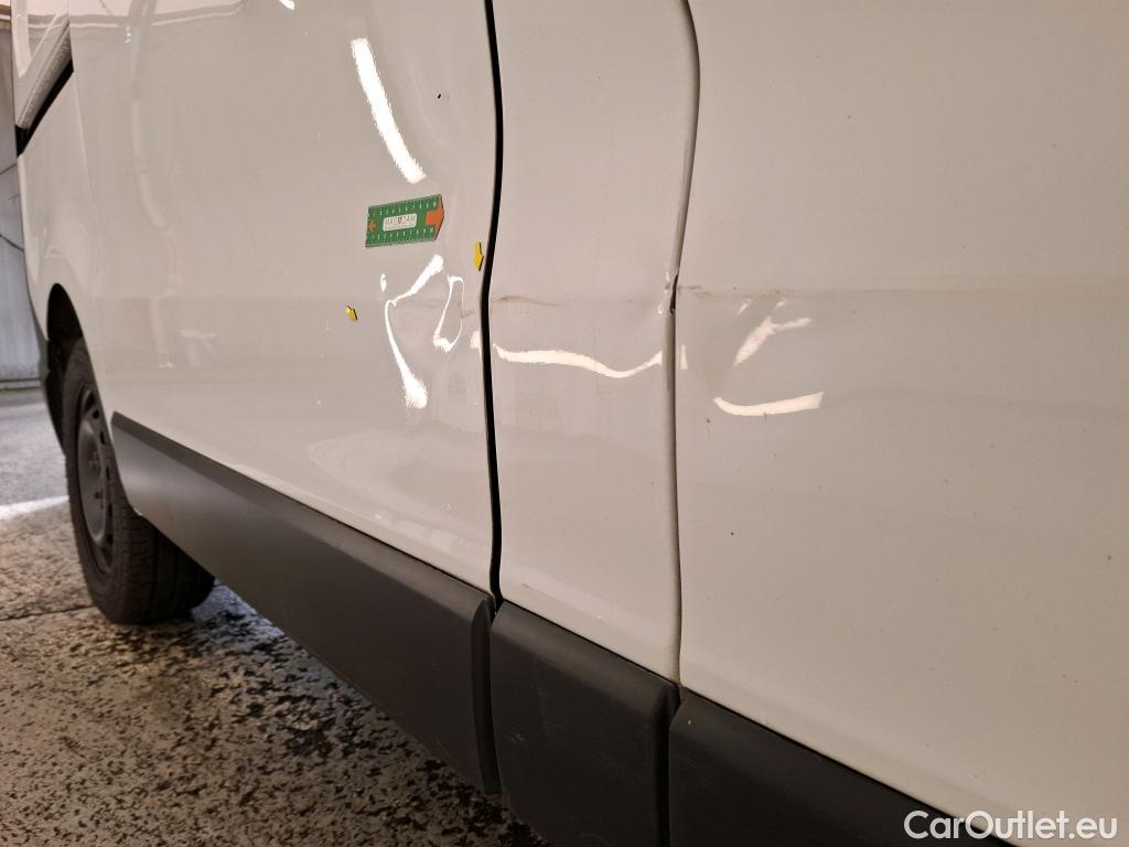  Renault  Trafic  / 2019 / 4P / Fourgon tole NV CA GCF L1H1 1200 dCi 120 S&S 6 PLACES #7