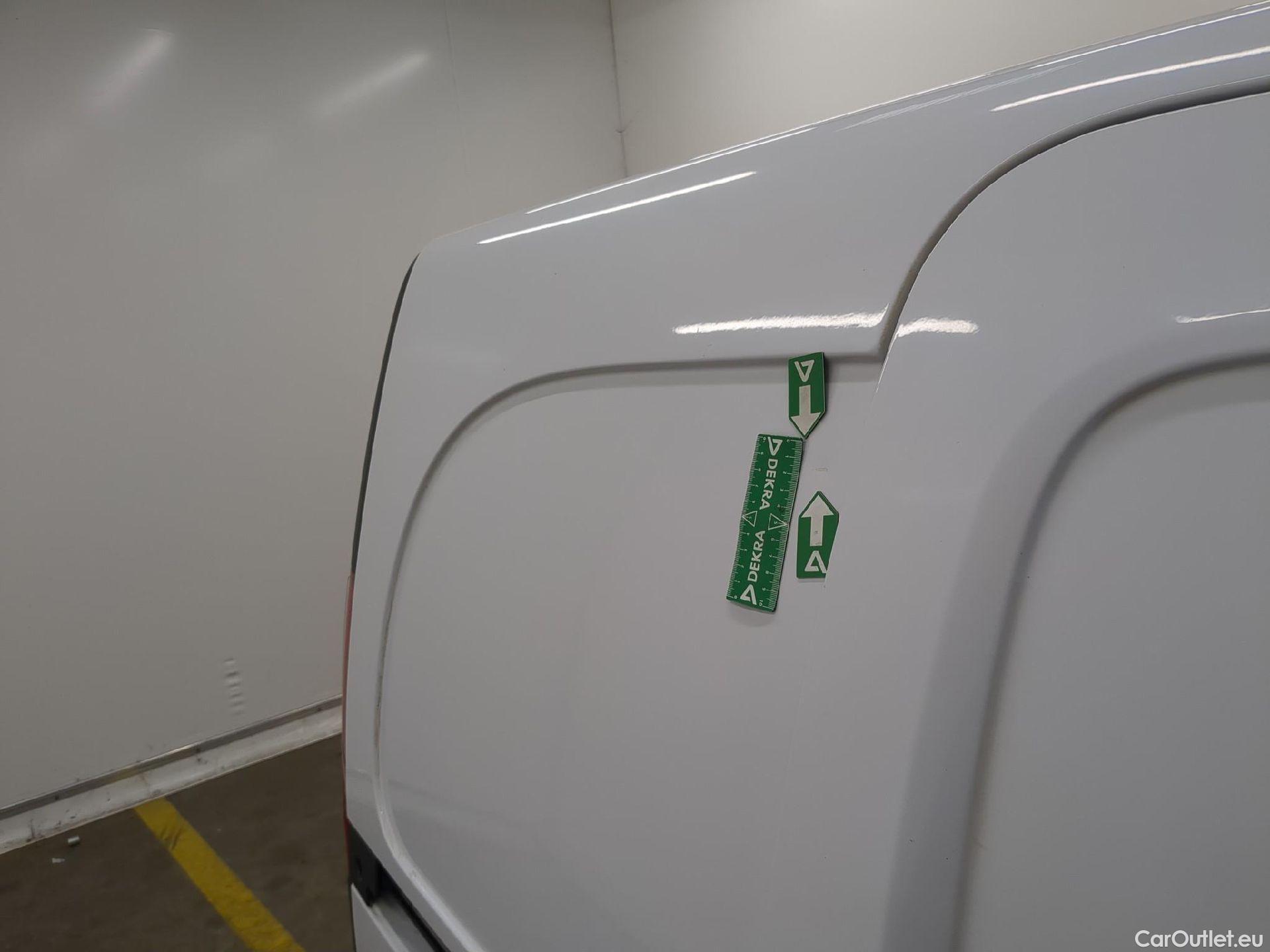  Renault  Kangoo  Express Extra (Série Spéciale) 1.5 dCi 90CV BVM5 E6 #30