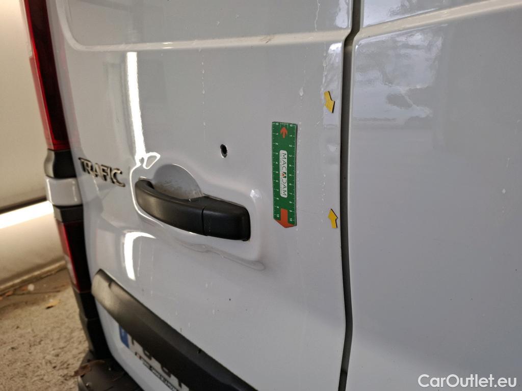  Renault  Trafic  / 2019 / 4P / Fourgon tole NV CA GCF L1H1 1200 dCi 120 S&S 6 PLACES #3