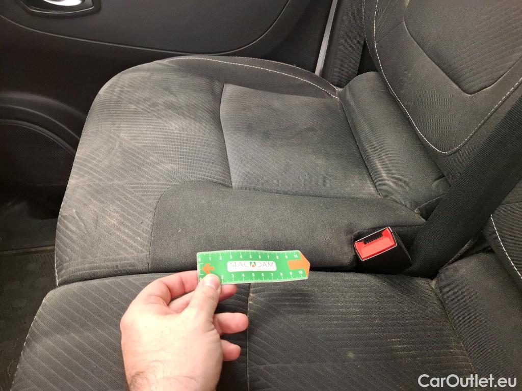  Renault  Trafic  / 2019 / 4P / Fourgon tole NV CA GCF L1H1 1200 dCi 120 S&S 6 PLACES #25