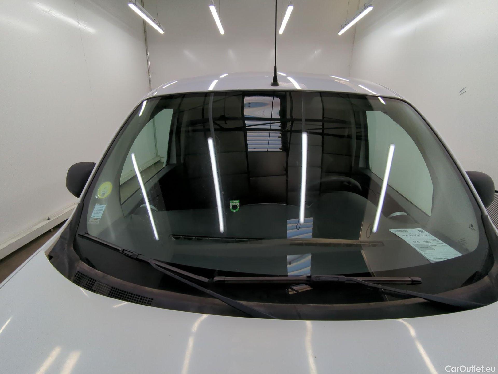  Renault  Kangoo  Express Extra (Série Spéciale) 1.5 dCi 90CV BVM5 E6 #43