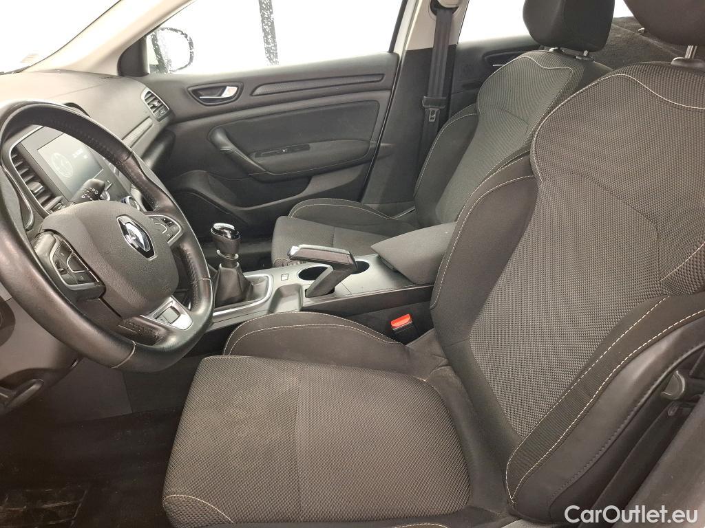  Renault  Megane  IV Berline 5pt. Société Air Nav 1.5 dCi 90CV BVM6 E6 #35