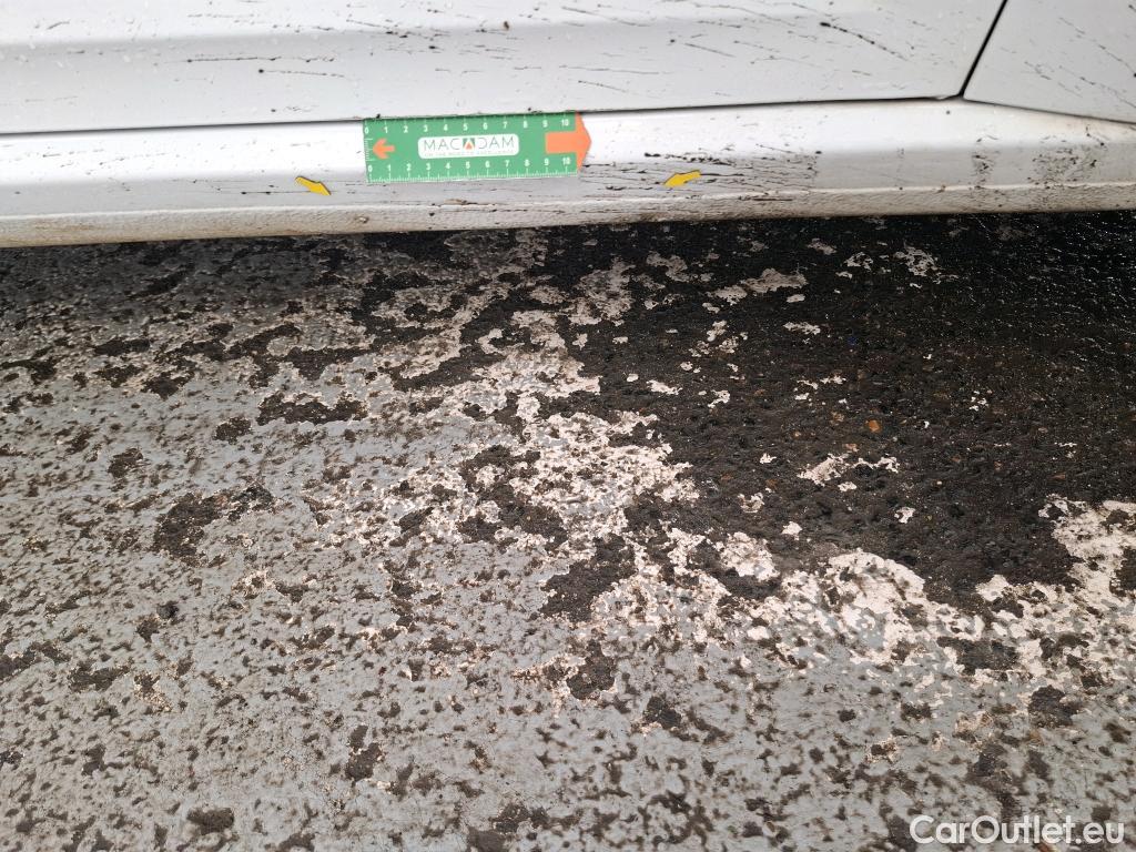  Renault  Megane  IV Berline 5pt. Société Air Nav 1.5 dCi 90CV BVM6 E6 #18