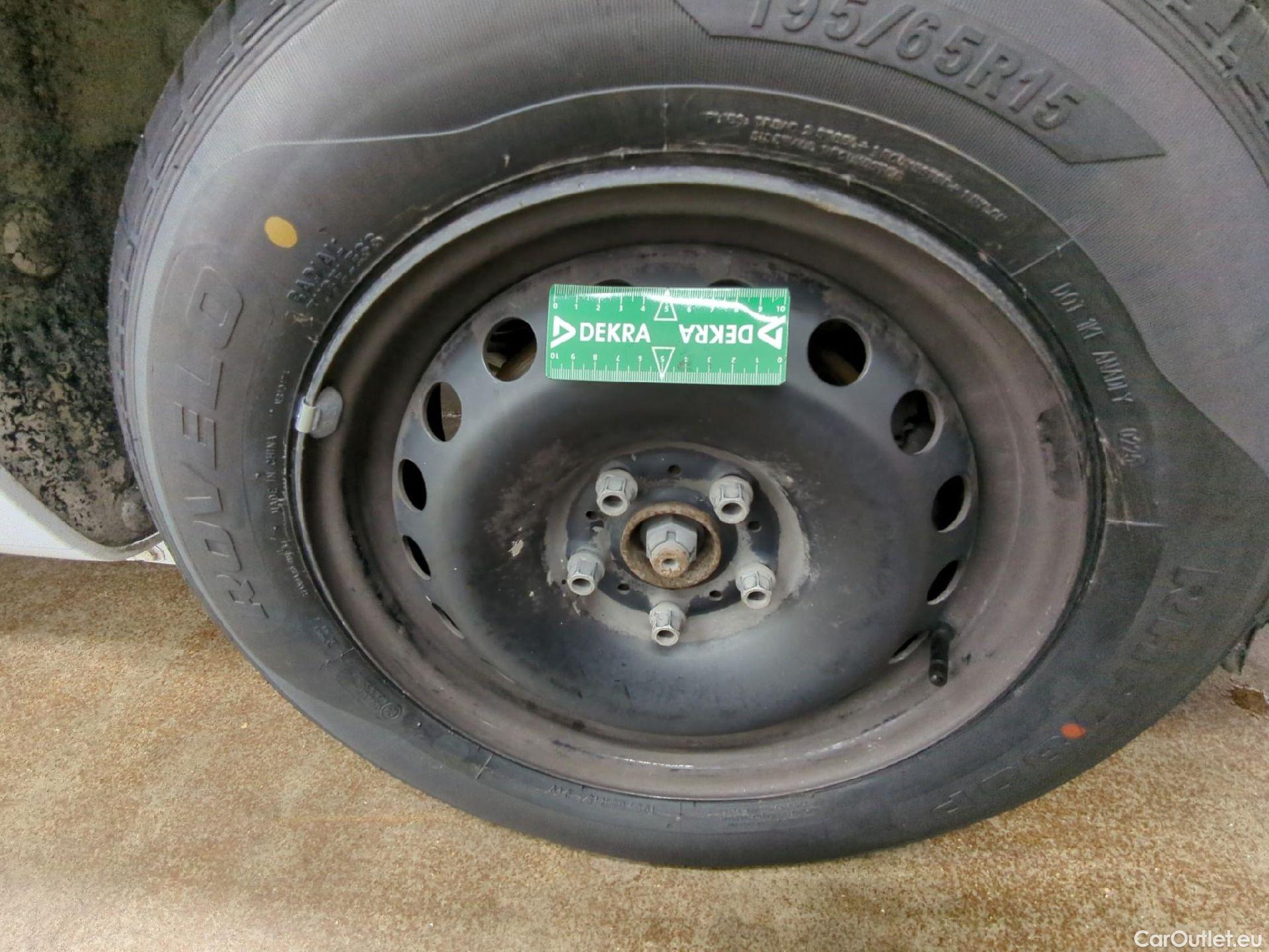  Renault  Kangoo  Express Extra (Série Spéciale) 1.5 dCi 90CV BVM5 E6 #13