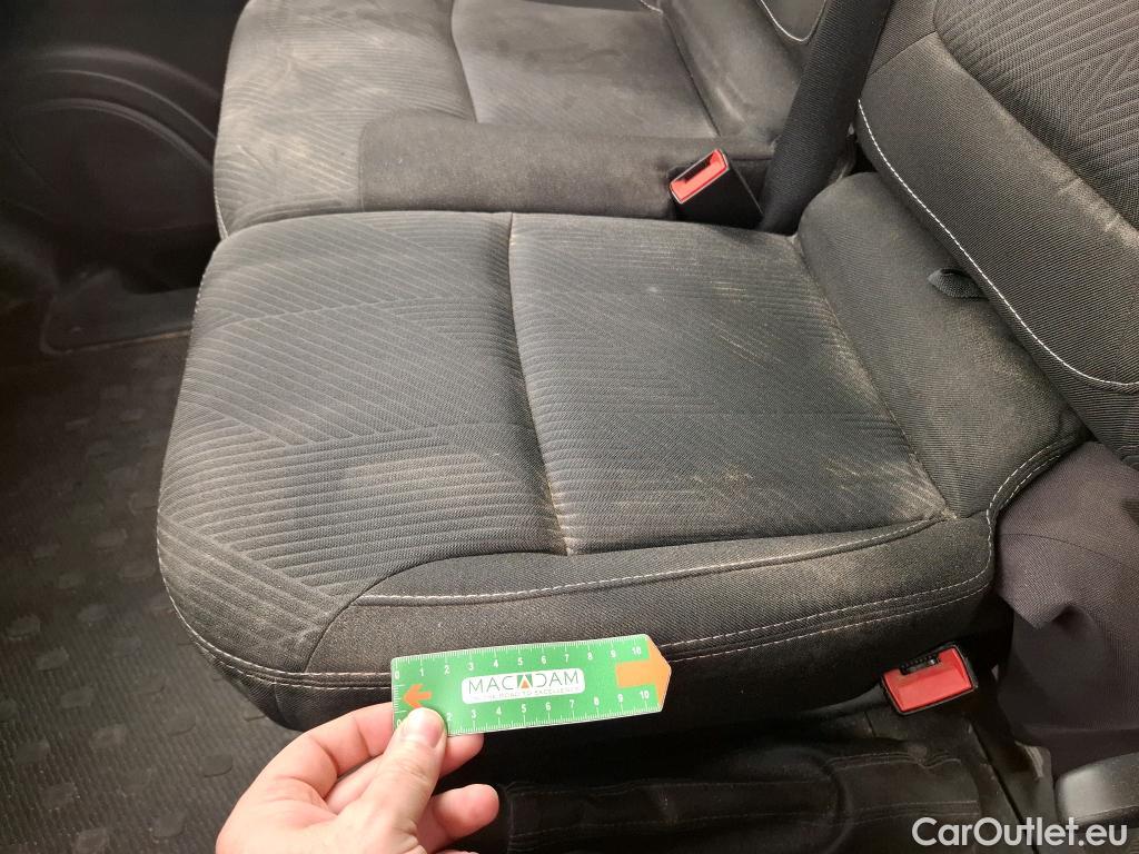  Renault  Trafic  / 2019 / 4P / Fourgon tole NV CA GCF L1H1 1200 dCi 120 S&S 6 PLACES #24