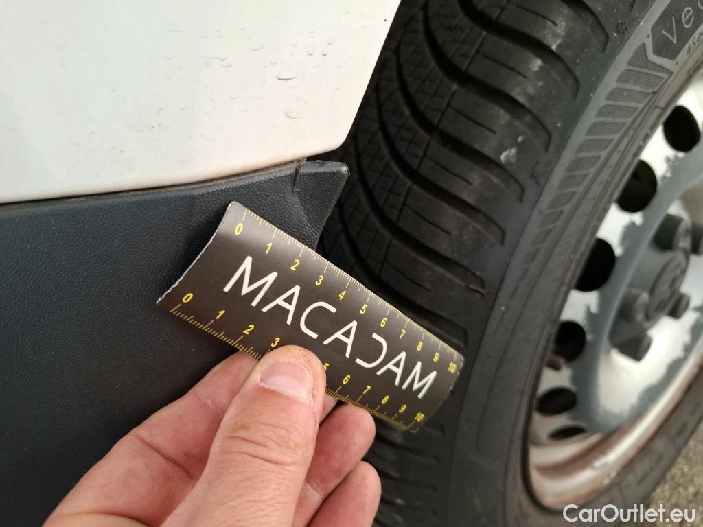  Volkswagen  Caddy VOLKSWAGEN  Van / 2015 / 4P / Fourgonnette 2.0 TDI 75 Business Line #36