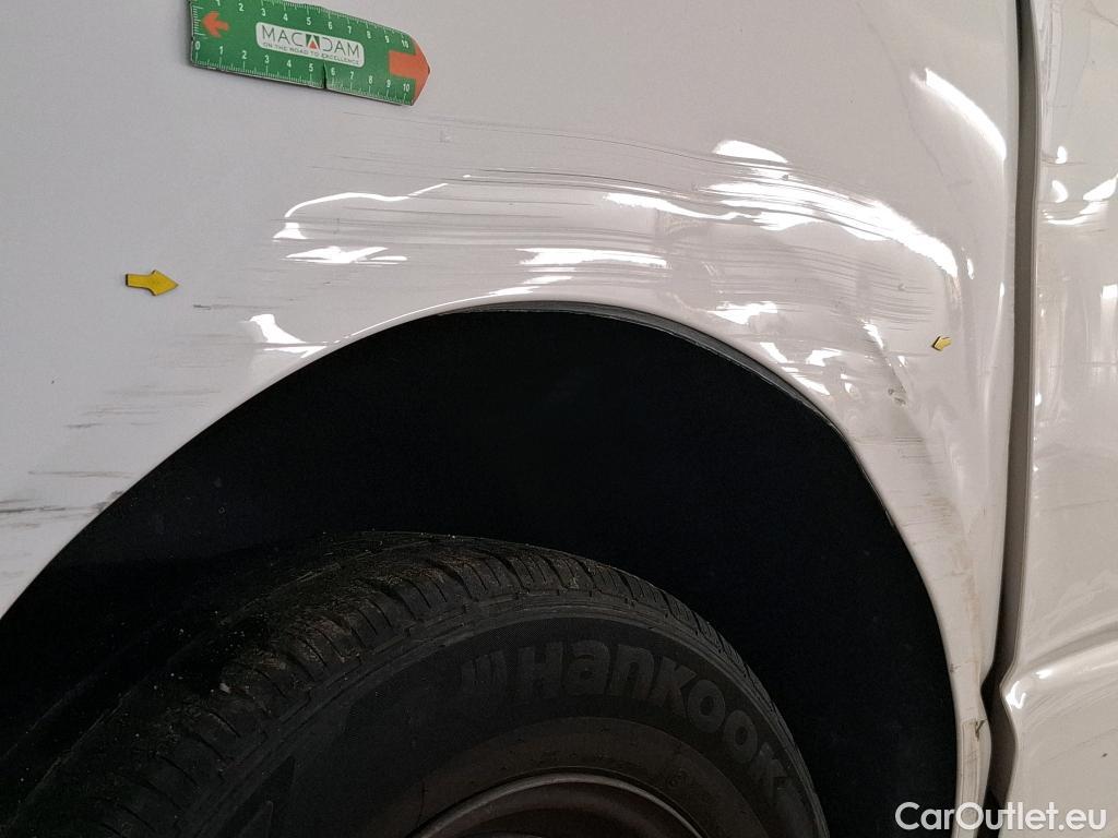  Volkswagen  Transporter VOLKSWAGEN  / 2019 / 4P / Fourgon tôlé 2.0 TDi 110 L1H1 Business #4