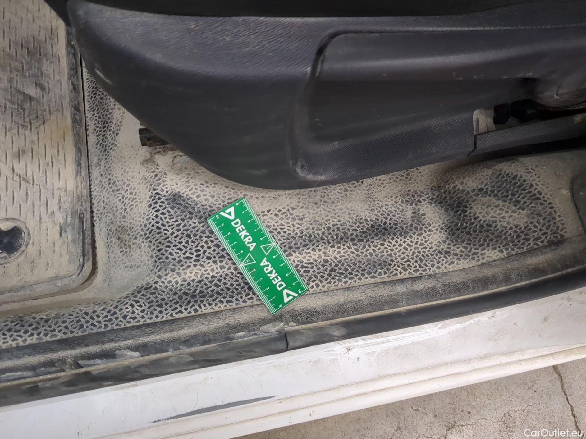  Renault  Kangoo  Express Extra (Série Spéciale) 1.5 dCi 90CV BVM5 E6 #5