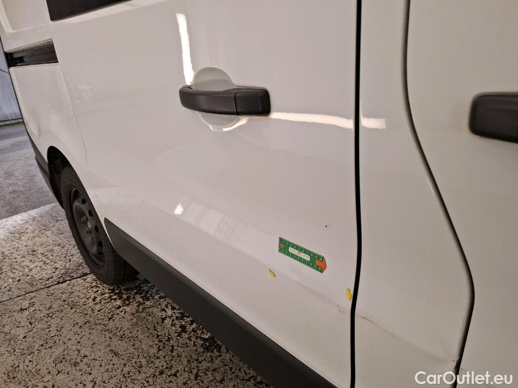  Renault  Trafic  / 2019 / 4P / Fourgon tole NV CA GCF L1H1 1200 dCi 120 S&S 6 PLACES #6