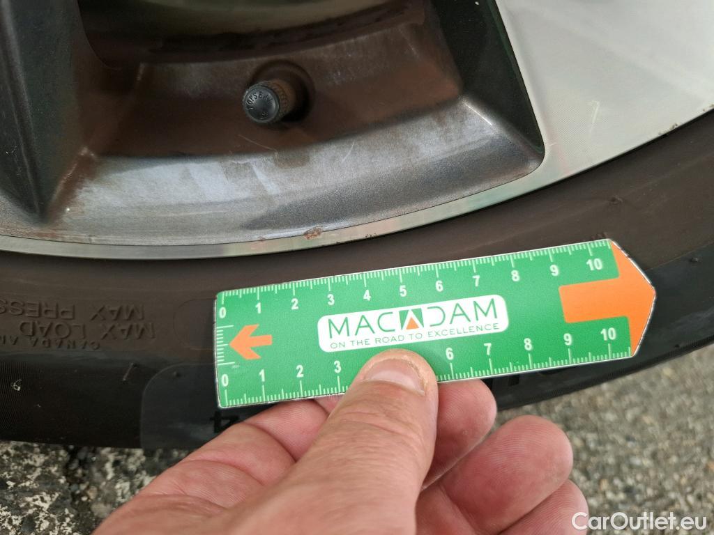  Peugeot  3008  Hybrid 225 Allure Pack 1.6 Plug-In 225CV BVA8 E6d #44