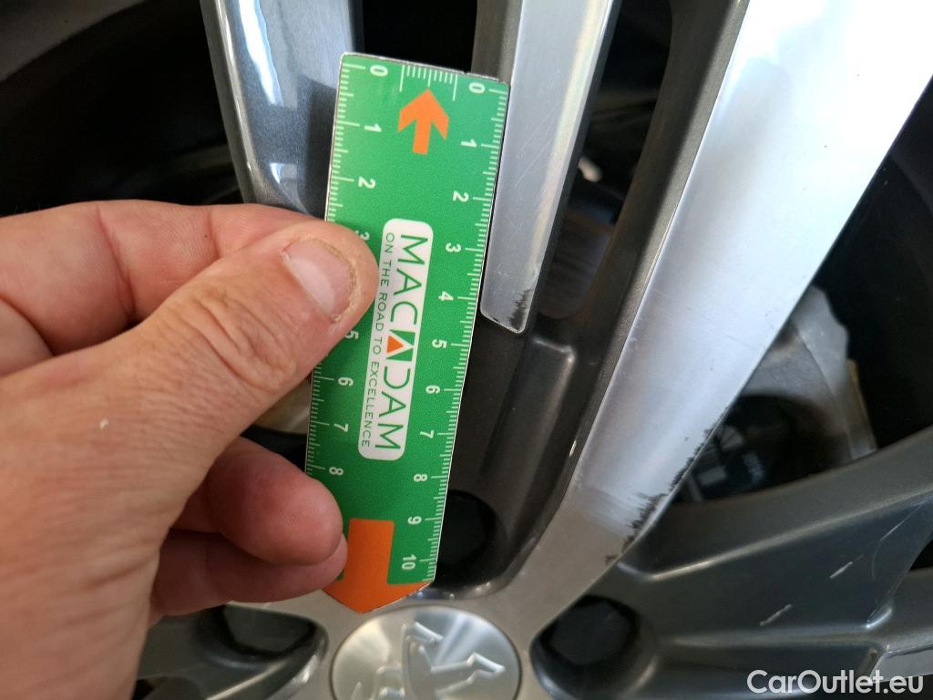  Peugeot  3008  Hybrid 225 Allure Pack 1.6 Plug-In 225CV BVA8 E6d #15