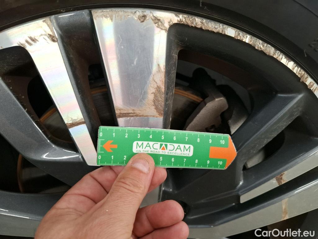  Peugeot  3008  Hybrid 225 Allure Pack 1.6 Plug-In 225CV BVA8 E6d #25