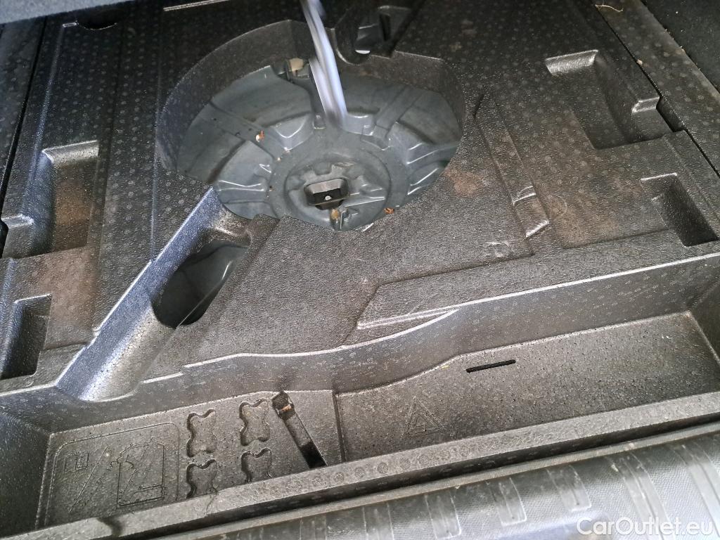  Peugeot  308  SW Allure Business 1.2 PureTech 130CV BVA8 E6d #44