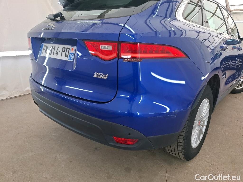  Jaguar  F-PACE  / 2015 / 5P / SUV  Prestige 2L D 180ch BVA 4x4 / TOIT PANO FISSURE #9