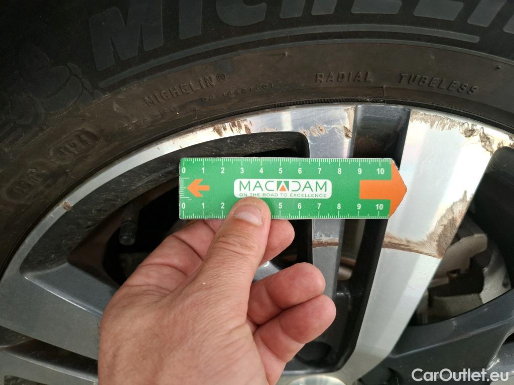  Peugeot  3008  Hybrid 225 Allure Pack 1.6 Plug-In 225CV BVA8 E6d #26