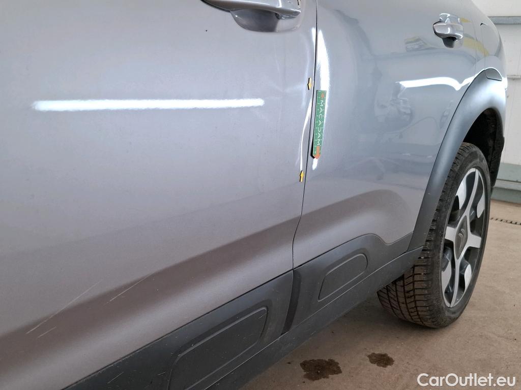  Citroen  C4 Cactus CITROEN  / 2017 / 5P / Berline PureTech 130 S&S EAT6 Shine #2