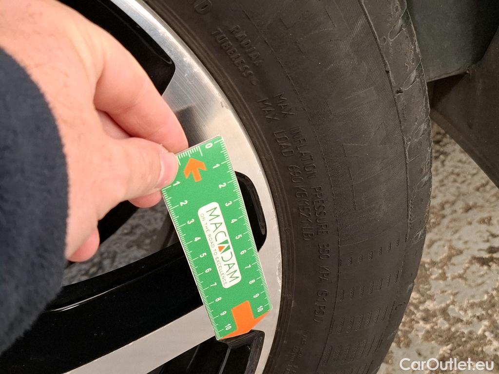  Renault  Captur RENAULT  5p Crossover Intens TCe 150 EDC FAP #8