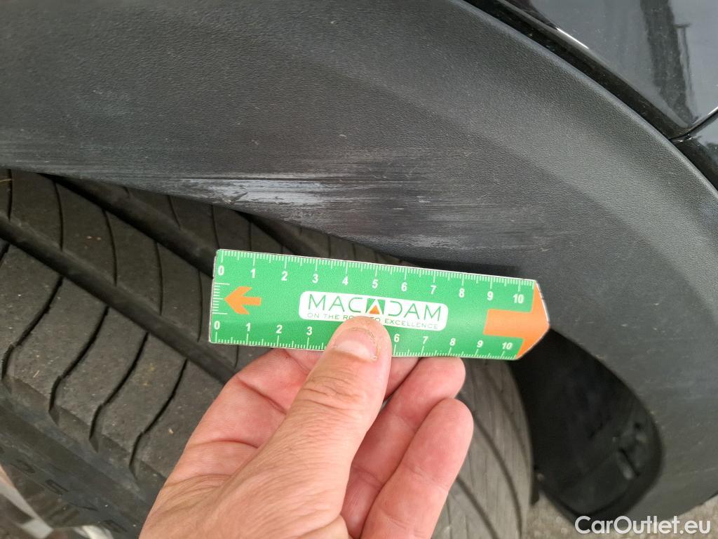  Peugeot  3008  Hybrid 225 Allure Pack 1.6 Plug-In 225CV BVA8 E6d #51