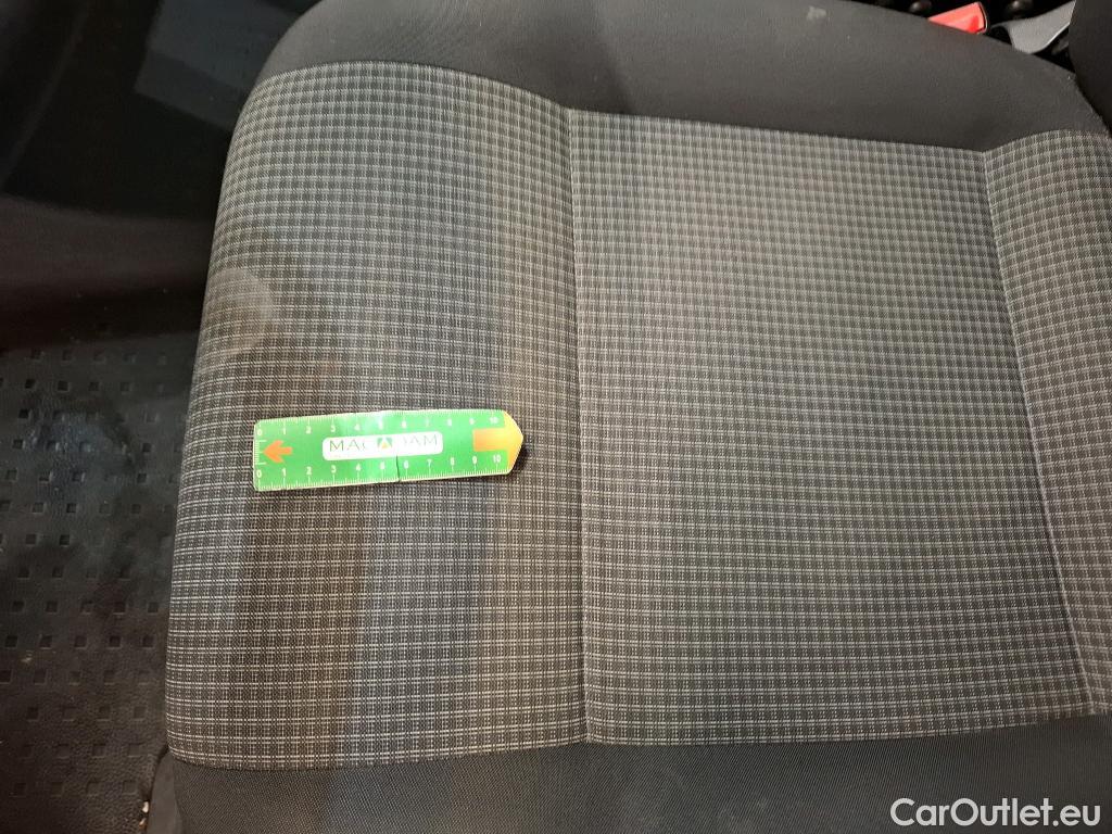  Volkswagen  Transporter VOLKSWAGEN  / 2019 / 4P / Fourgon tôlé 2.0 TDi 110 L1H1 Business #38