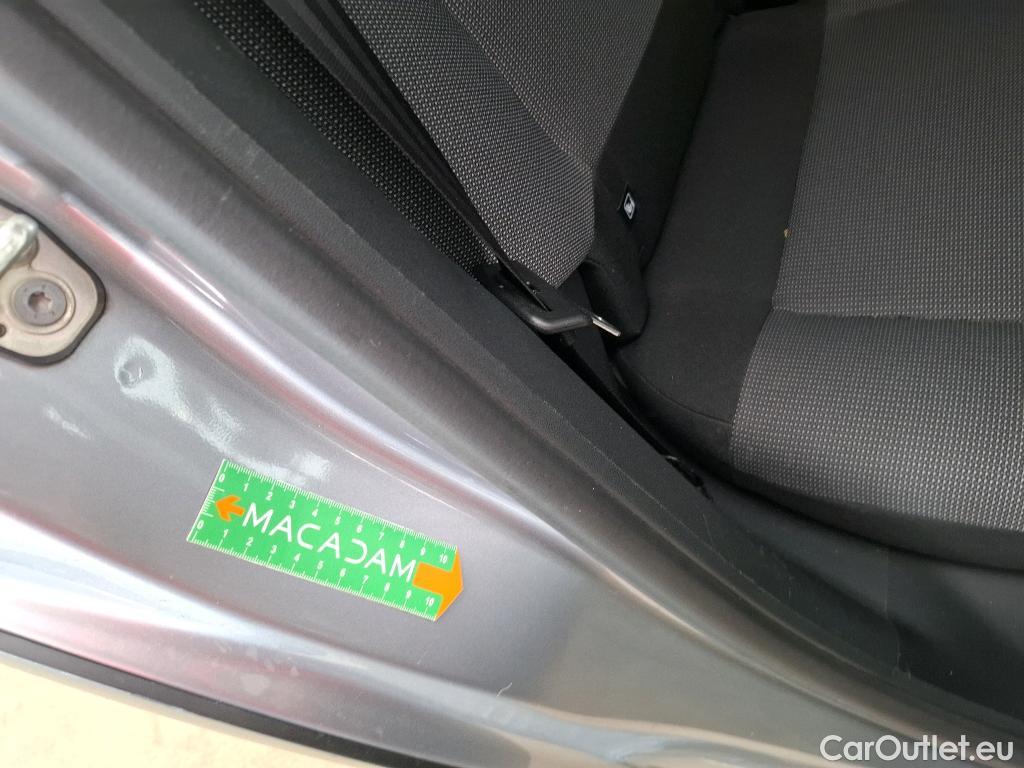  Citroen  C4 Cactus CITROEN  / 2017 / 5P / Berline PureTech 130 S&S EAT6 Shine #10