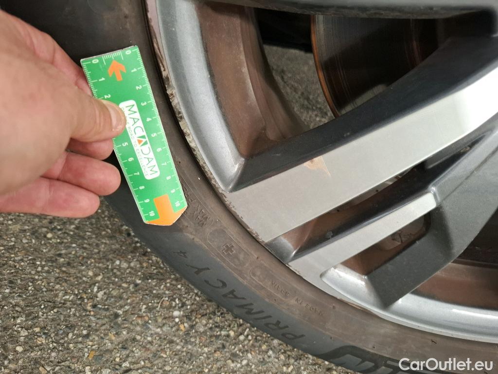  Peugeot  3008  Hybrid 225 Allure Pack 1.6 Plug-In 225CV BVA8 E6d #28