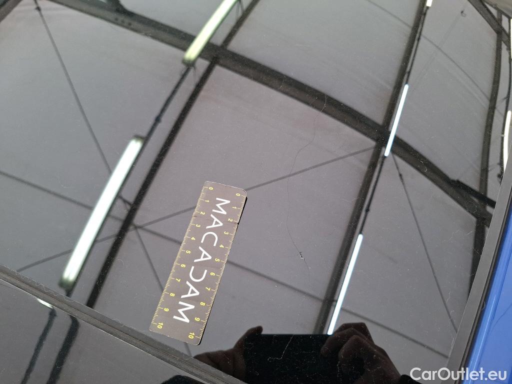  Jaguar  F-PACE  / 2015 / 5P / SUV  Prestige 2L D 180ch BVA 4x4 / TOIT PANO FISSURE #2