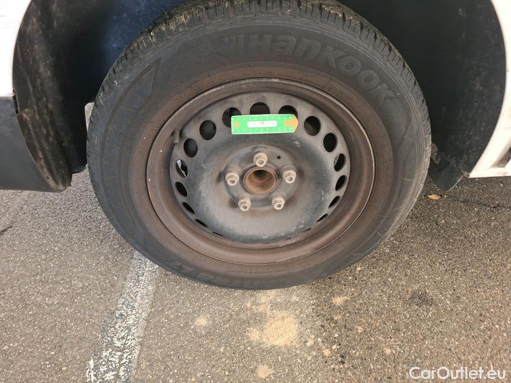  Volkswagen  Transporter VOLKSWAGEN  / 2019 / 4P / Fourgon tôlé 2.0 TDi 110 L1H1 Business #35