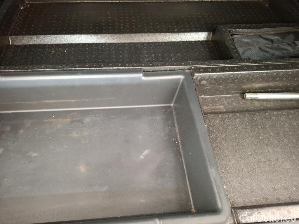  Peugeot  3008 PEUGEOT  / 2016 / 5P / SUV Hybrid 225 e-EAT8 GT #1