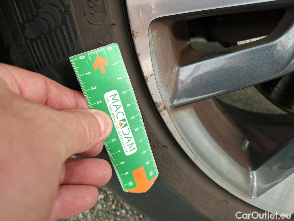  Peugeot  3008  Hybrid 225 Allure Pack 1.6 Plug-In 225CV BVA8 E6d #42