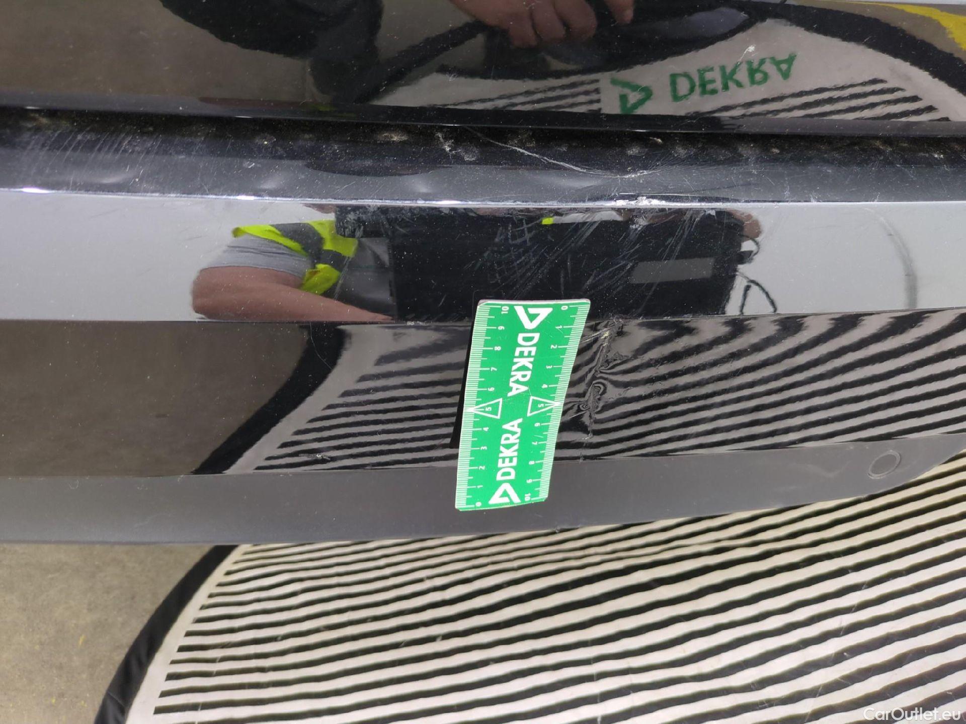  Renault  Megane  IV Estate Evolution 1.3 TCe 140CV BVM6 E6d / VO RECONDITIONNE - PHOTOS AVANT RECONDITIONNEMENT #4