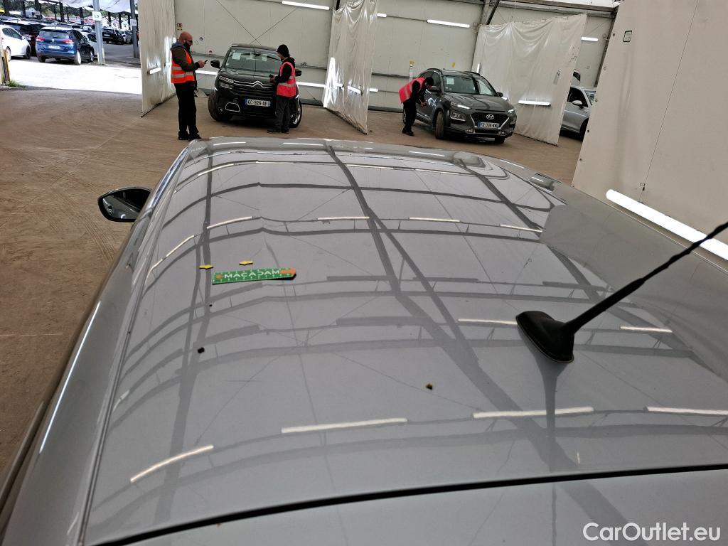  Citroen  C4 Cactus CITROEN  / 2017 / 5P / Berline PureTech 130 S&S EAT6 Shine #18