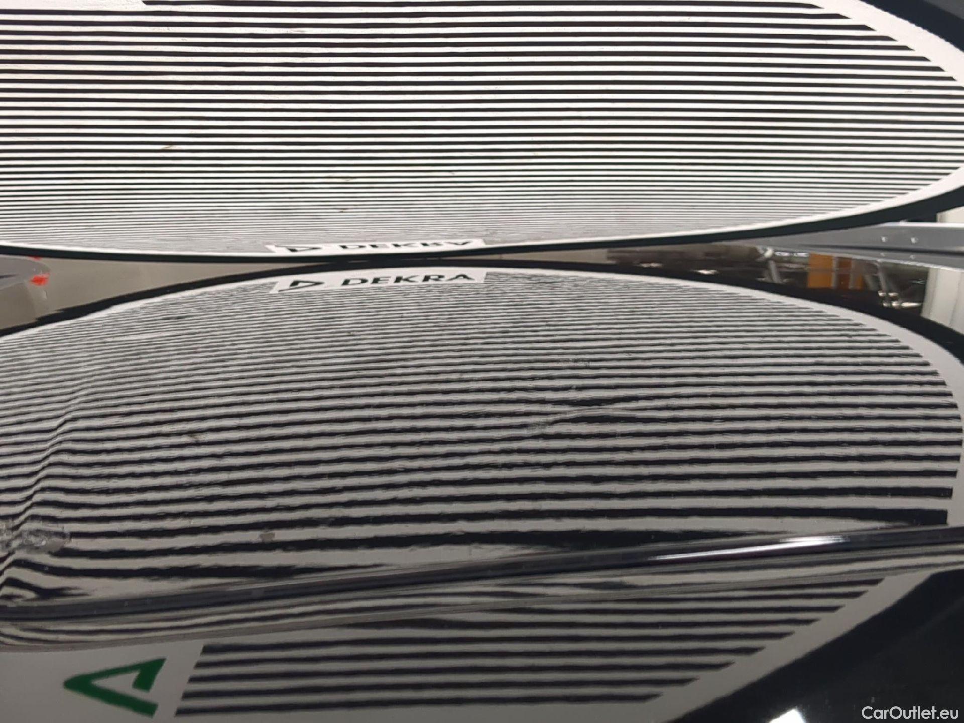  Peugeot  5008  GT 1.2 PureTech 130CV BVA8 7 Sieges E6d #9