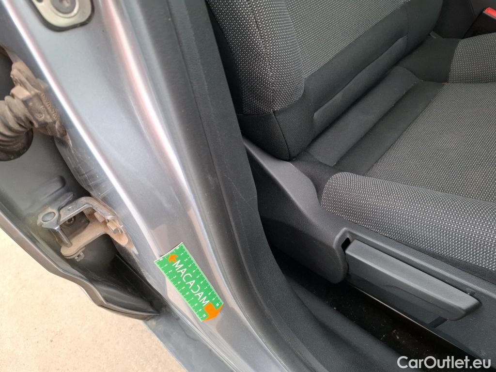  Citroen  C4 Cactus CITROEN  / 2017 / 5P / Berline PureTech 130 S&S EAT6 Shine #14