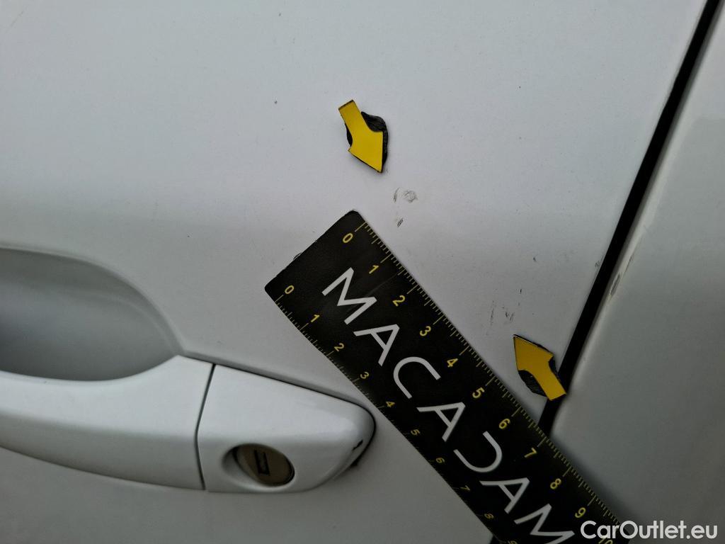  Peugeot  2008  Allure Business 1.5 HDi 110CV BVM6 E6d #15