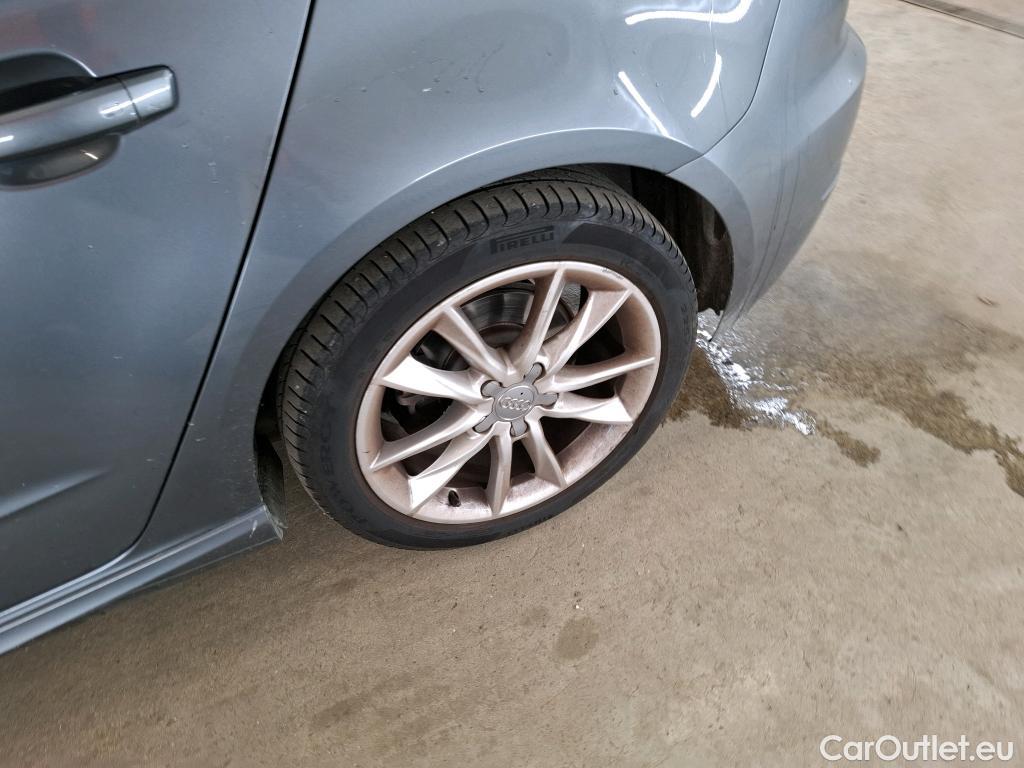  Audi  A3 AUDI  Sportback 5p Berline 1.4 TFSI E-TRON S TRONIC BUSINESS LINE #9