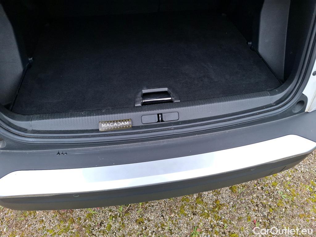  Peugeot  2008  Allure Business 1.5 HDi 110CV BVM6 E6d #24