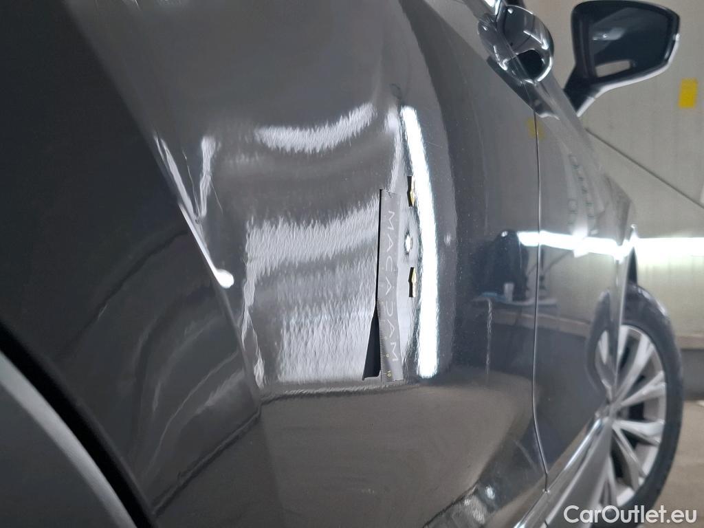  Volkswagen  Tiguan VOLKSWAGEN  / 2020 / 5P / SUV 2.0 TDI 150 BVM6 Life #12