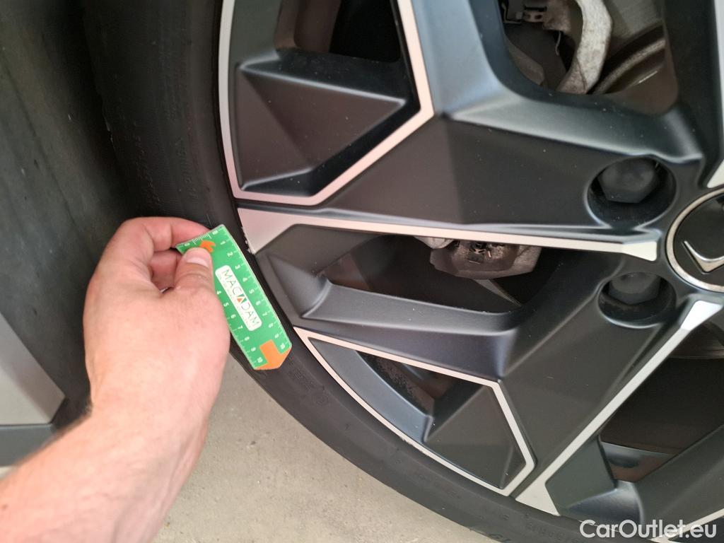  DS  DS4 DS DS 4 / 2021 / 5P / Berline PURETECH 130 CROSS RIVOLI AUTO #9