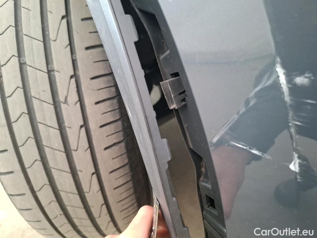  Volkswagen  Tiguan VOLKSWAGEN  / 2020 / 5P / SUV 2.0 TDI 150 DSG7 Life Business #16