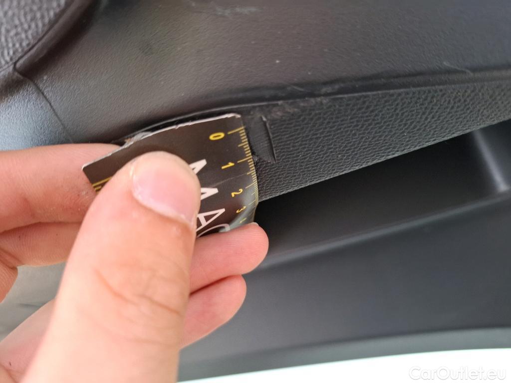  Peugeot  2008  Allure Business 1.5 HDi 110CV BVM6 E6d #3