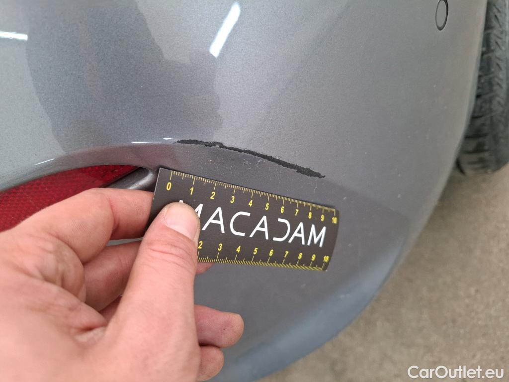  Bmw  Serie 1 BMW Série 1 / 2019 / 5P / Berline 116i DKG7 Business Design #4